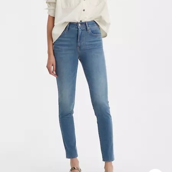 Levi 311 High Waisted Jeans - Picture 2 of 3